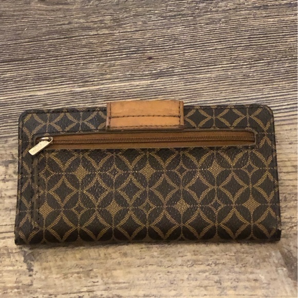Fossil Wallet used condition - Picture 8 of 10